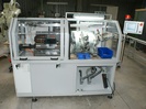 Vollautomatische Bearbeitungsmaschine zur Nachbearbeitung von Ölmeßstabführungsrohren.